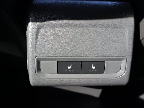 Used 2021 Volkswagen Jetta SEL FWD image 21