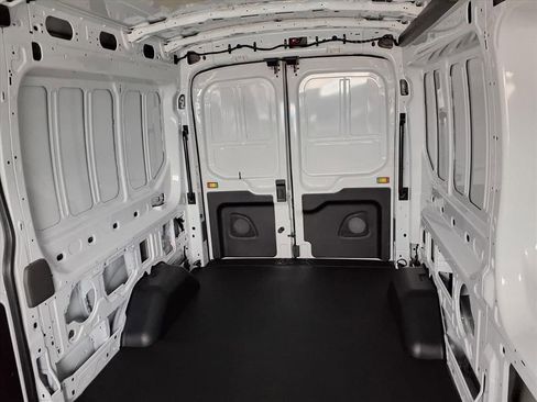 New 2026 Ford Transit 250 148 Medium Roof Extended AWD image 20