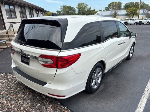 Used 2019 Honda Odyssey EX-L image 3