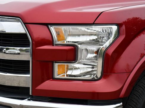 Used 2015 Ford F150 Lariat w/ Equipment Group 501A Mid AWD/4WD image 38
