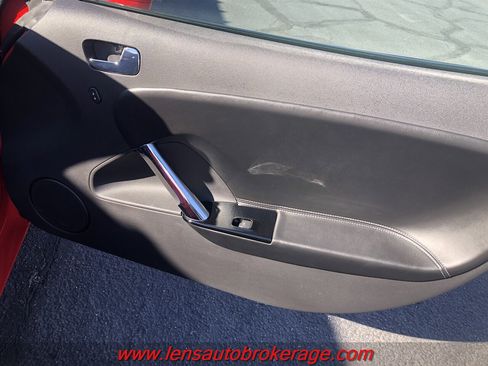 Used 2009 Saturn Sky w/ Premium Trim Package image 20