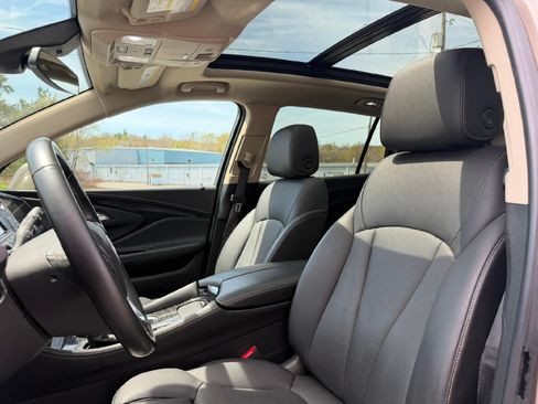 Used 2017 Buick Envision Premium AWD/4WD image 14
