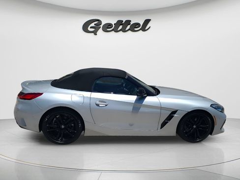 Used 2022 BMW Z4 sDrive30i w/ Premium Package 2 RWD image 4