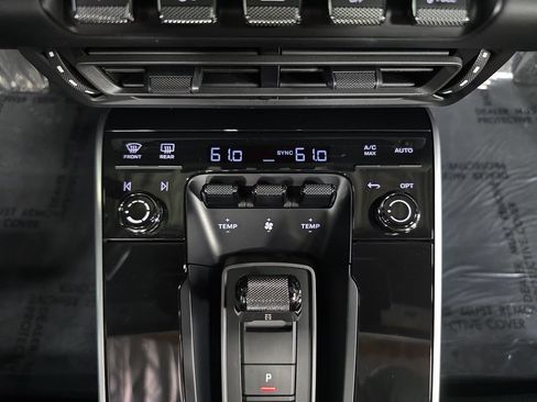 Certified 2025 Porsche 911 Turbo S AWD/4WD image 19