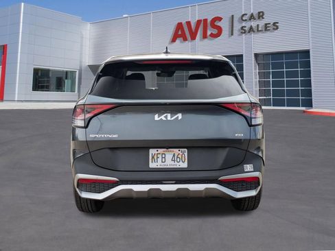 Used 2023 Kia Sportage LX AWD/4WD image 7