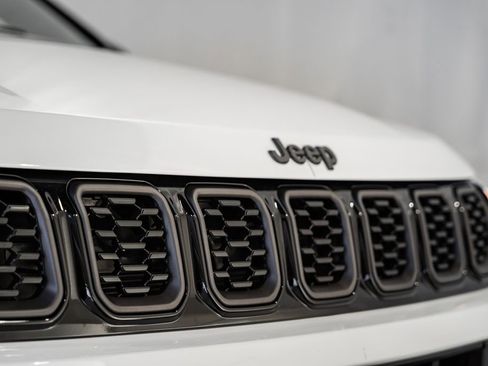 New 2026 Jeep Compass Limited image 11