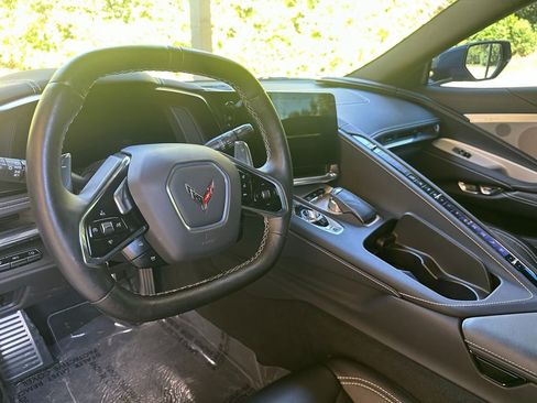 Used 2020 Chevrolet Corvette Stingray Preferred Cpe w/ 2LT Preferred Equipment Group image 11