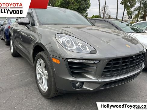 Used 2018 Porsche Macan w/ Premium Package Plus image 1
