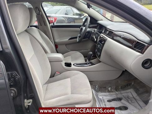 Used 2015 Chevrolet Impala LT w/ LT Sunroof Package image 20