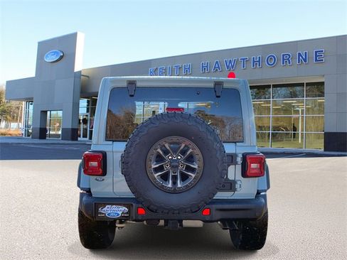 Used 2024 Jeep Wrangler Unlimited Rubicon 392 image 5