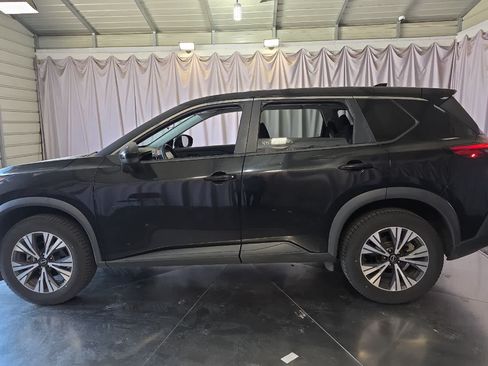 Used 2023 Nissan Rogue SV AWD/4WD image 6