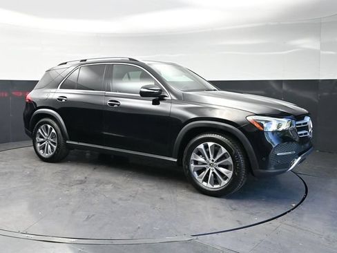 Used 2022 Mercedes-Benz GLE 350 4MATIC w/ Premium Package image 3