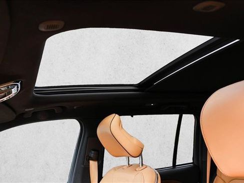 Used 2023 Jeep Grand Cherokee Summit w/ Advanced Protech Group IV image 22