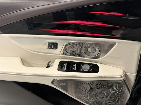 Used 2024 Lincoln Nautilus Black Label image 21