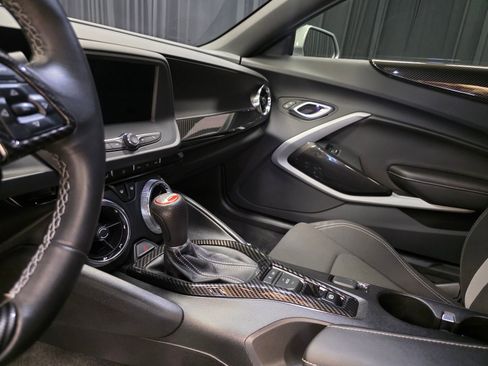 Used 2024 Chevrolet Camaro LT RWD image 30