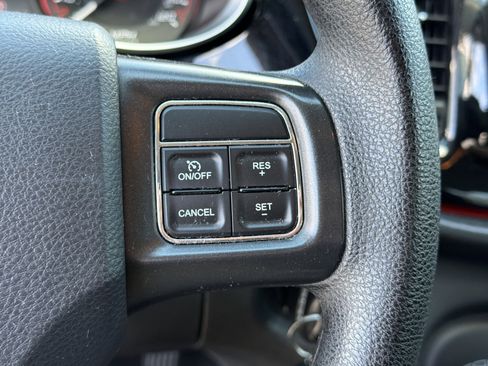 Used 2016 Dodge Dart SXT image 25