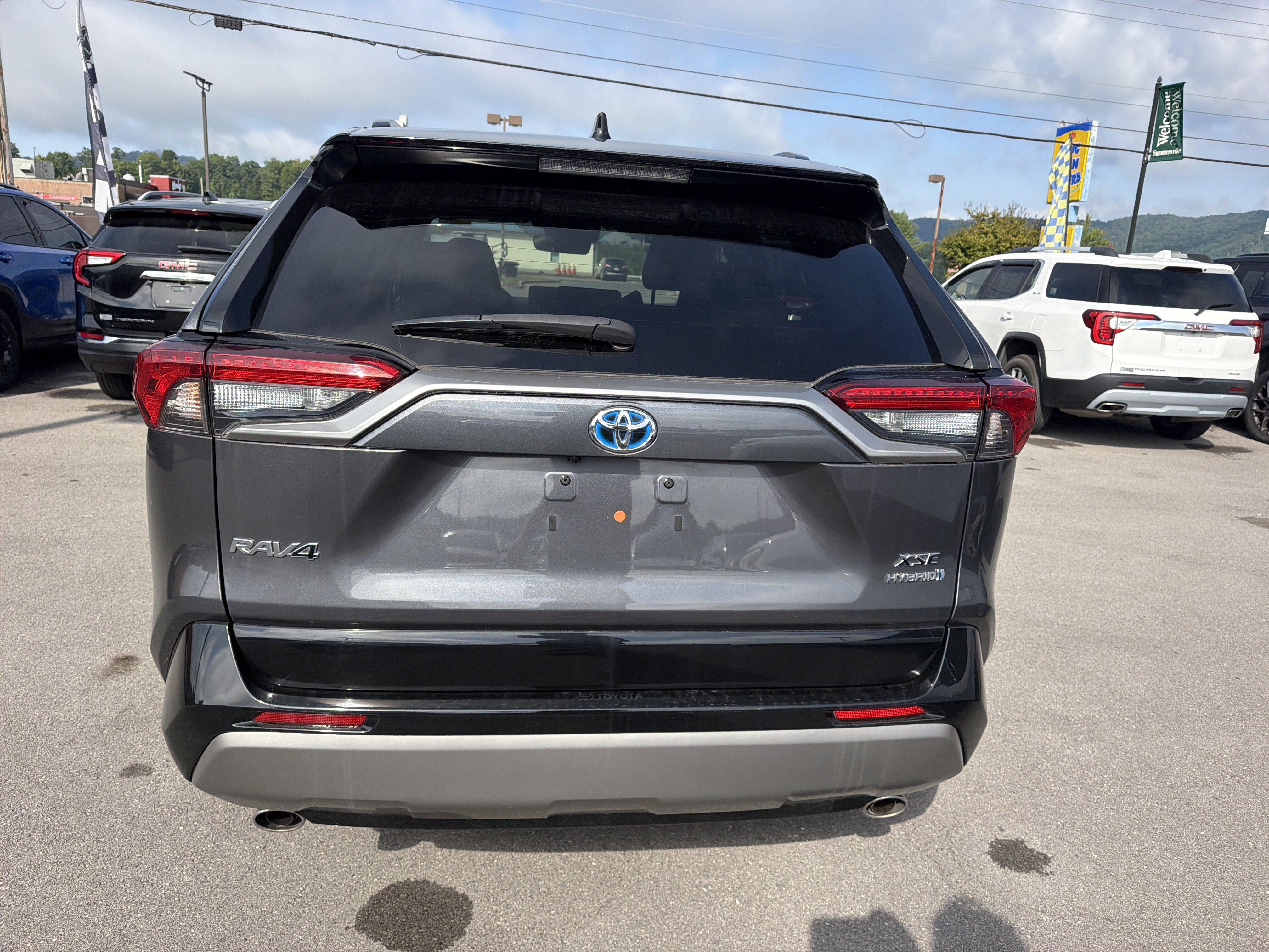 Used 2023 Toyota RAV4 XSE w/ XSE Grade Weather Package AWD/4WD image 7