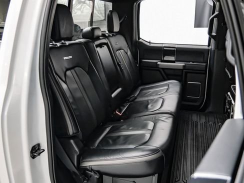 Used 2021 Ford F450 Platinum w/ FX4 Off-Road Package image 38