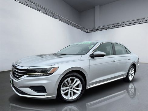 Used 2020 Volkswagen Passat 2.0T SE FWD image 27