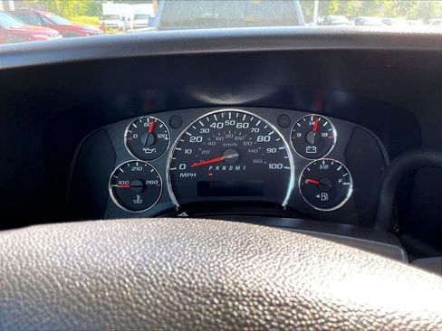 Used 2024 GMC Savana 2500 w/ Driver Convenience Package RWD image 24