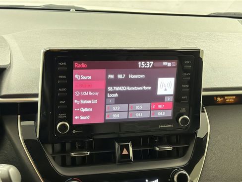 Used 2022 Toyota Corolla SE image 18