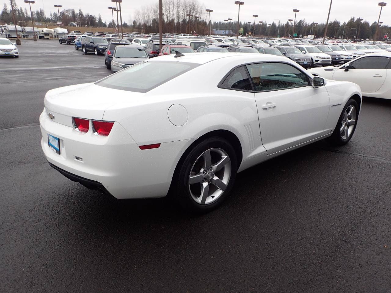 Used 2010 Chevrolet Camaro LT w/ Interior Accent Trim Package RWD image 5