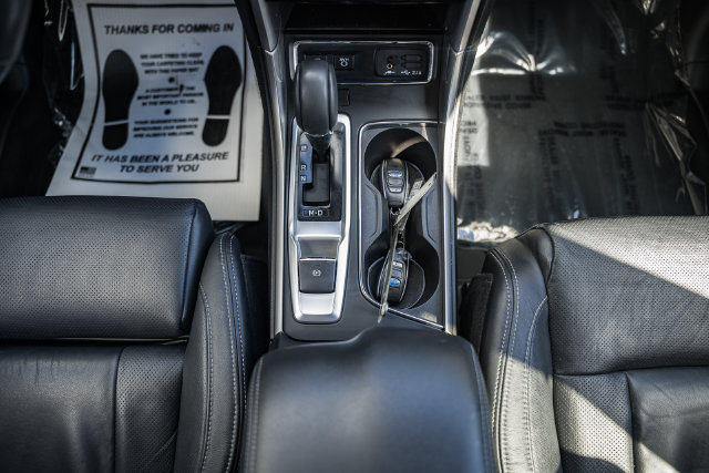 Used 2019 Subaru Ascent Limited AWD/4WD image 28