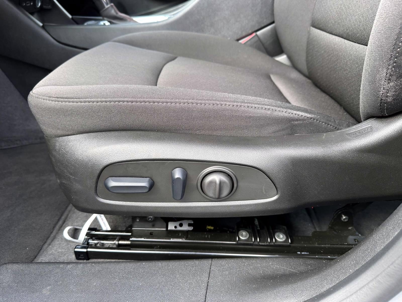 Used 2024 Chevrolet Malibu RS FWD image 10