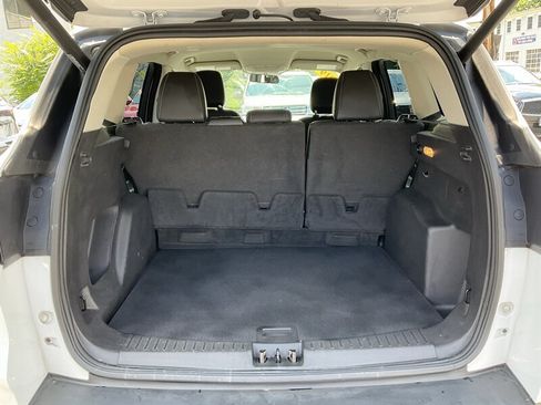 Used 2019 Ford Escape SEL AWD/4WD image 12