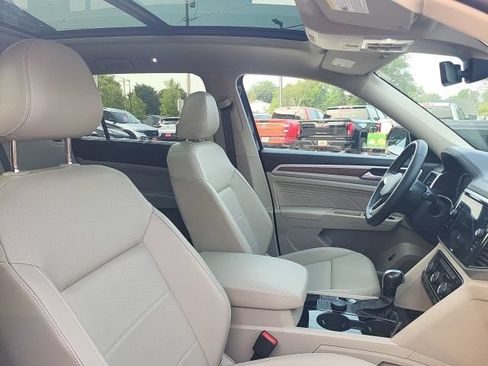 Used 2023 Volkswagen Atlas SEL AWD/4WD image 20