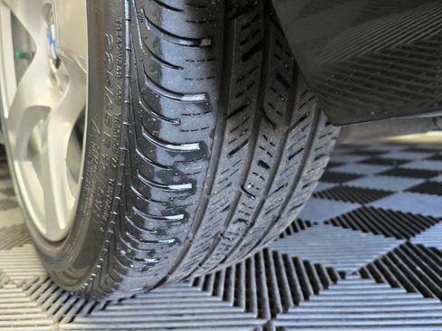 Used 2009 BMW 328i Convertible image 32