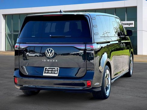 New 2025 Volkswagen ID. Buzz Pro S image 8