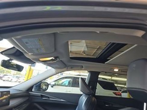 Used 2023 INFINITI QX60 Luxe w/ Cargo Package FWD image 3