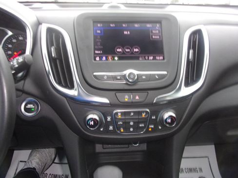 Used 2024 Chevrolet Equinox LT image 20