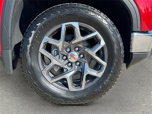 New 2026 GMC Sierra 1500 SLT image 19