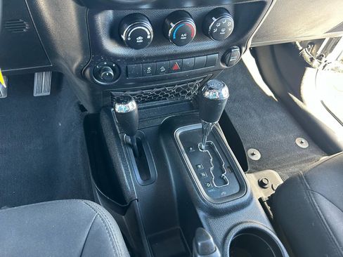 Used 2016 Jeep Wrangler Unlimited Sport w/ Quick Order Package 24S image 12