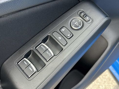 Used 2023 Honda Civic Sport image 17
