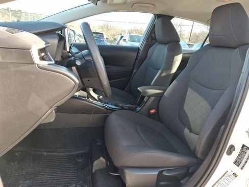 Used 2020 Toyota Corolla LE image 14