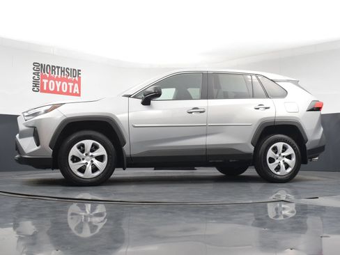 Used 2025 Toyota RAV4 LE AWD/4WD image 24