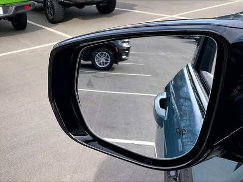 New 2026 Jeep Grand Cherokee Limited w/ Limited Altitude Package AWD/4WD image 26