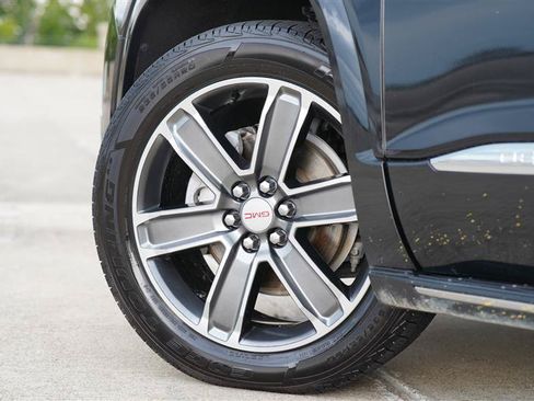 Used 2017 GMC Acadia Denali AWD/4WD image 15