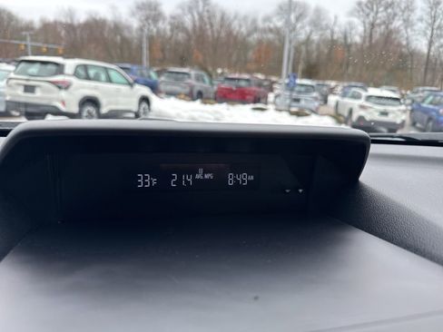 Used 2023 Subaru Forester image 16