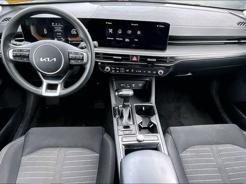 Used 2025 Kia K5 LXS FWD image 7