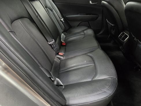 Used 2018 Kia Optima EX image 18