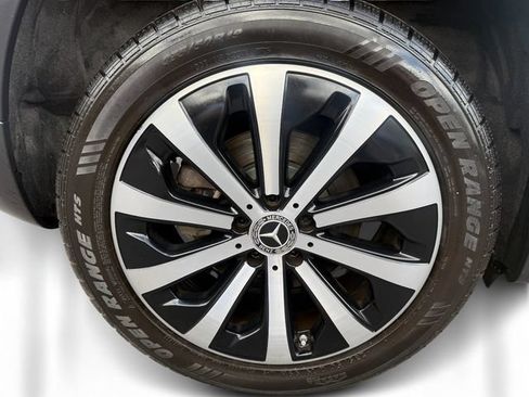 Used 2020 Mercedes-Benz GLB 250 4MATIC image 11