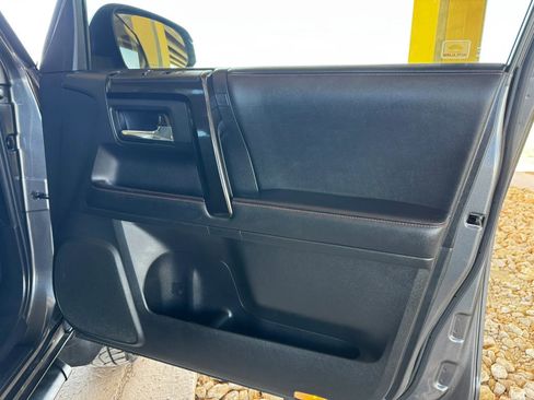Used 2021 Toyota 4Runner Venture AWD/4WD image 24