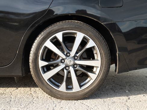 Used 2016 Nissan Altima 2.5 SR image 8