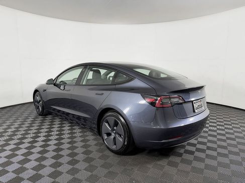 Used 2021 Tesla Model 3 Standard Range Plus image 15