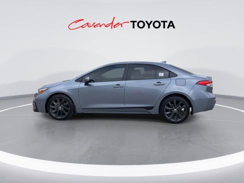 Used 2025 Toyota Corolla SE image 5