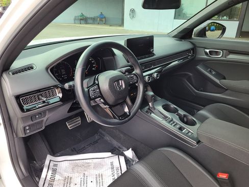 Used 2024 Honda Civic Sport image 17
